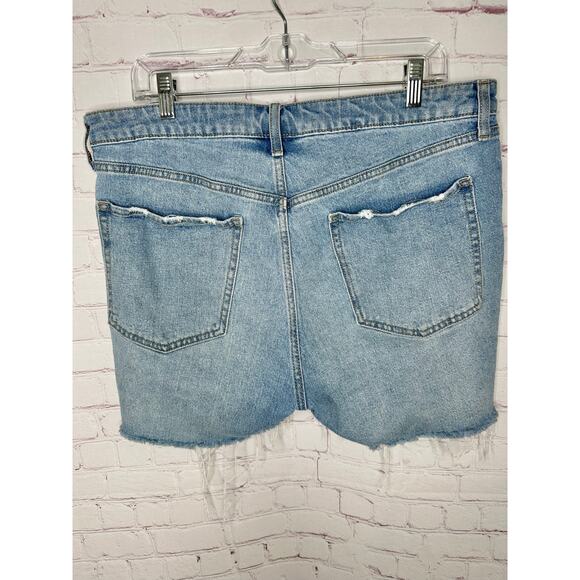 Old Navy OG Straight Leg Denim Cut off Shorts Womens Plus 14 Distressed Jean - Picture 2 of 5